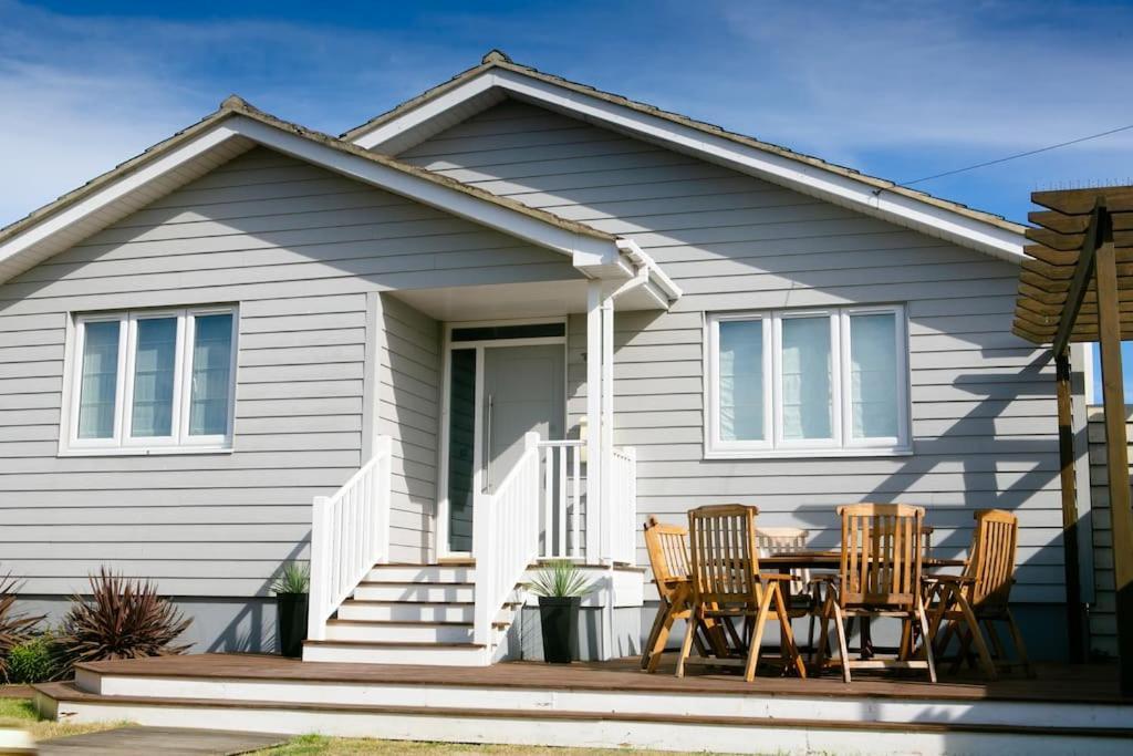 Wow I'M Living On The Beach. Luxury 4 Bed Sleeps 8 Pagham Exterior foto